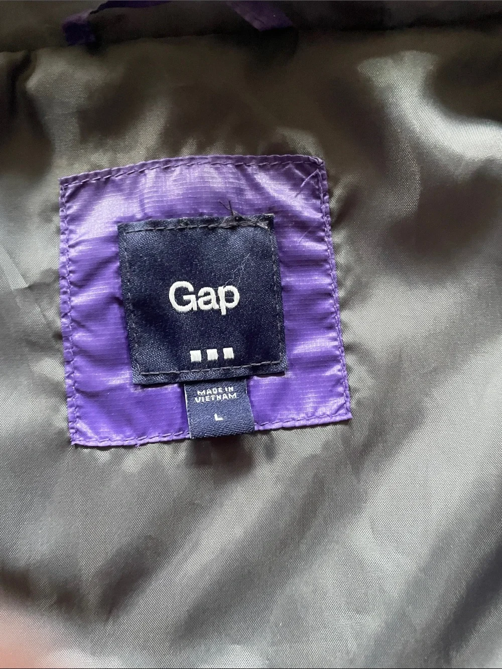 GAP Women’s Hooded Puffer Jacket in Violet